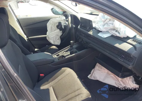 2024 Honda Accord Lx z USA, uszkodzony, nr VIN 1HGCY1F22RA015371